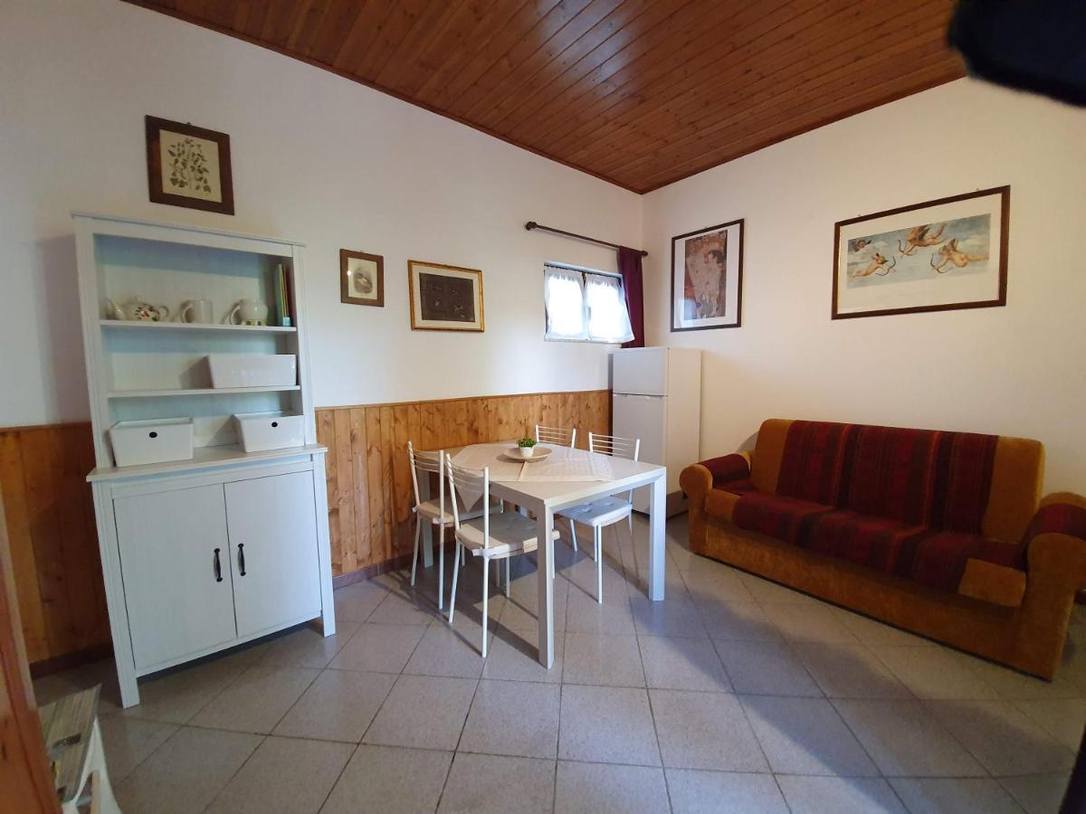 Agriturismo Il Burlino Apartments Lerma Dış mekan fotoğraf